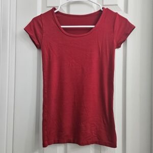 Womens Basic Red Fitted Short Sleeve Tee - XS/S